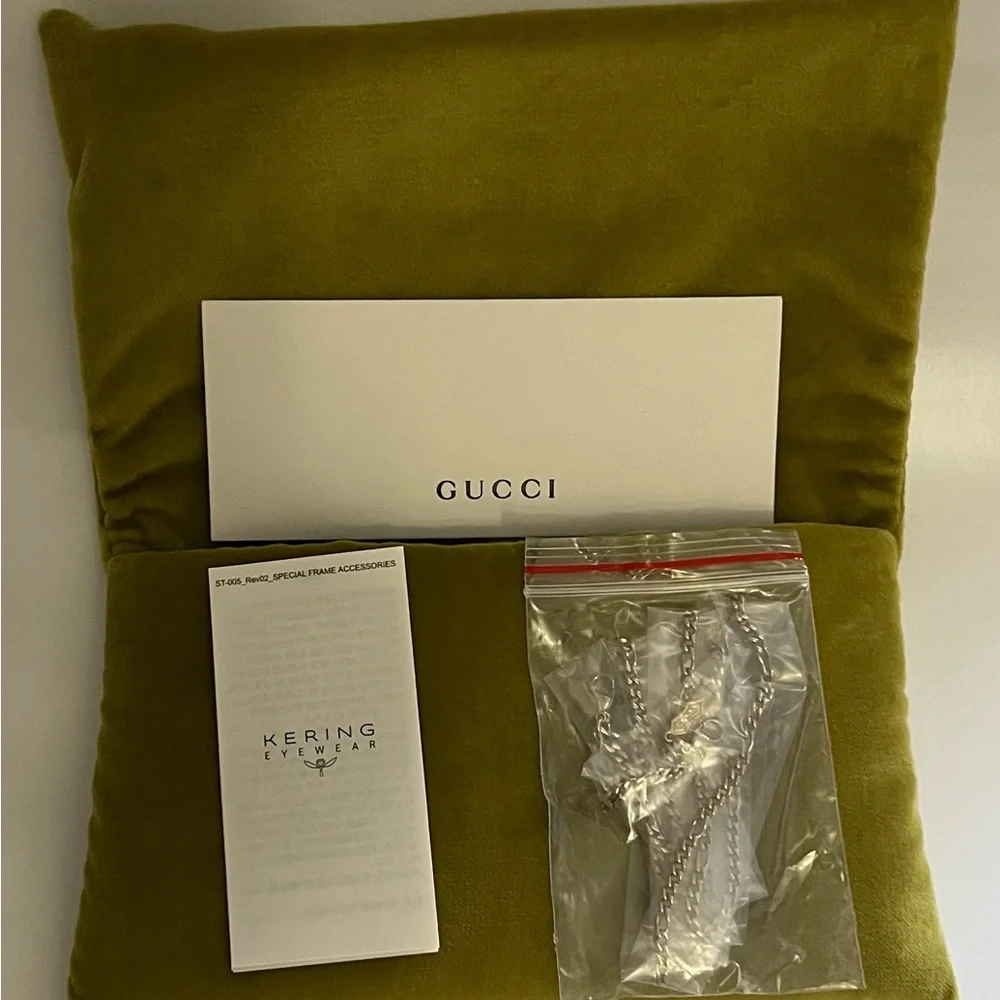 Gucci Women's Sunglasses in Brown and Tan - Picture 5 of 7